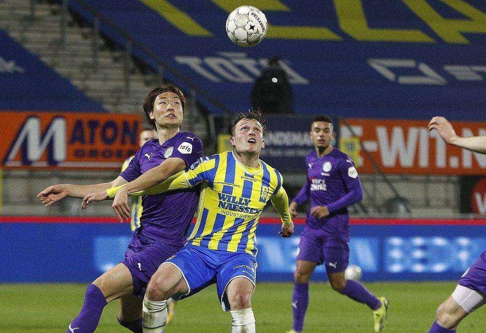 既是球员顽 既是球员顽