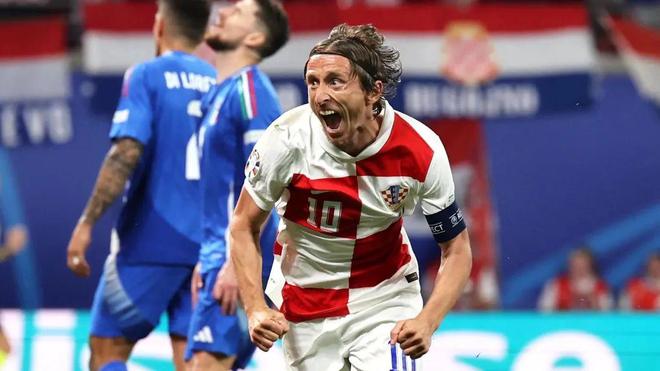 不仅捍卫了 不仅捍卫了