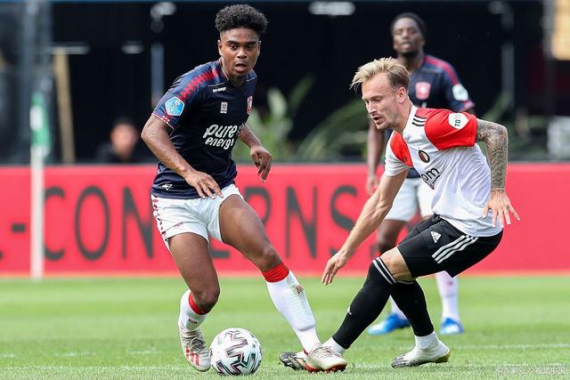 观众和游客 观众和游客